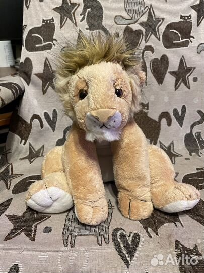 Игрушечный львёнок