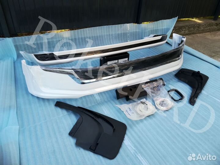 Обвес Toyota Land Cruiser 200 Executive Lounge