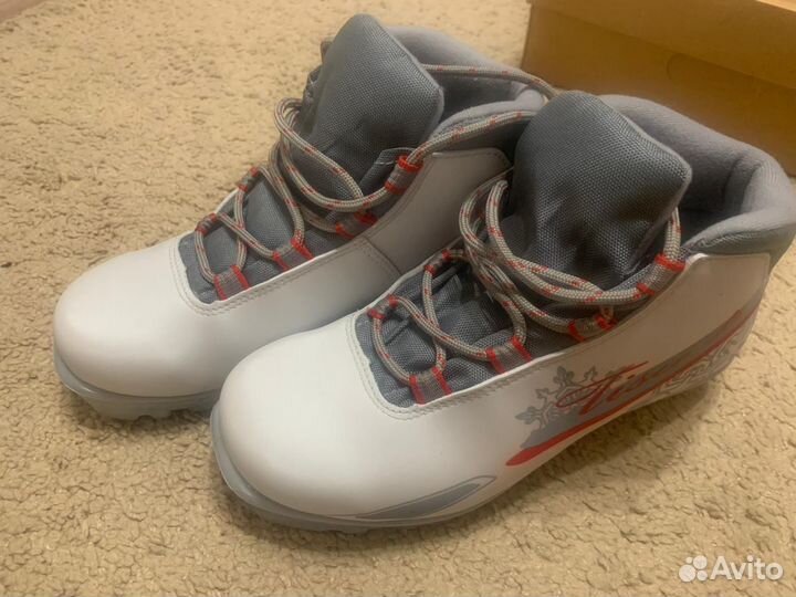 Лыжные ботинки tisa тип: NNN