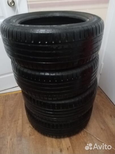 Nokian Tyres Hakka Blue 2 215/55 R17 R