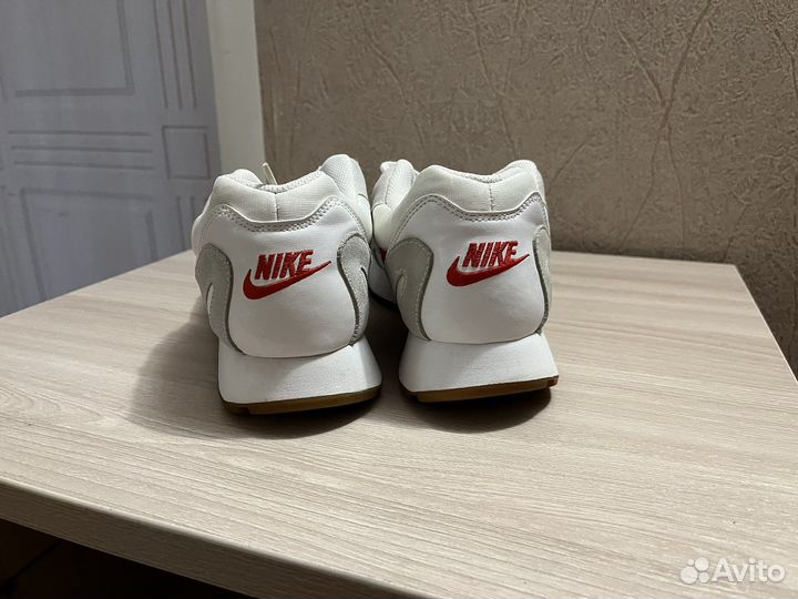 Кроссовки nike