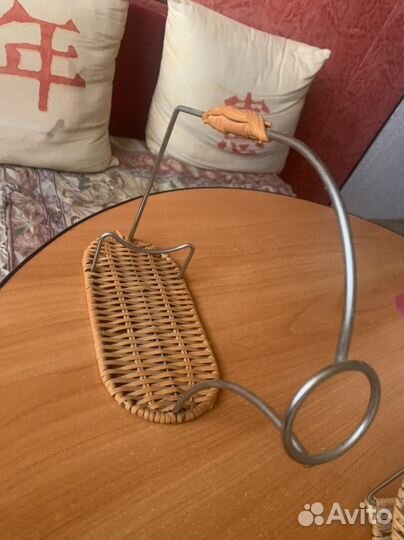 Подставка под винную бутылку и салфетница набор