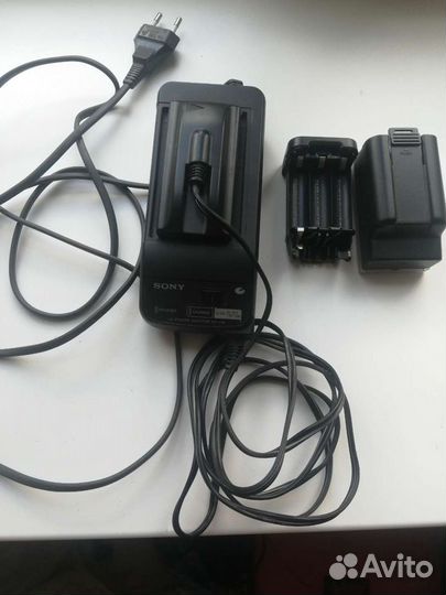 Зарядное устройство адаптер для видеокамеры Sony