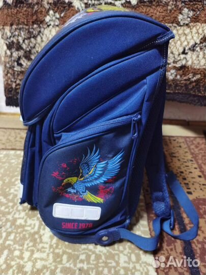 Рюкзак школьный с ортопедической спинкой