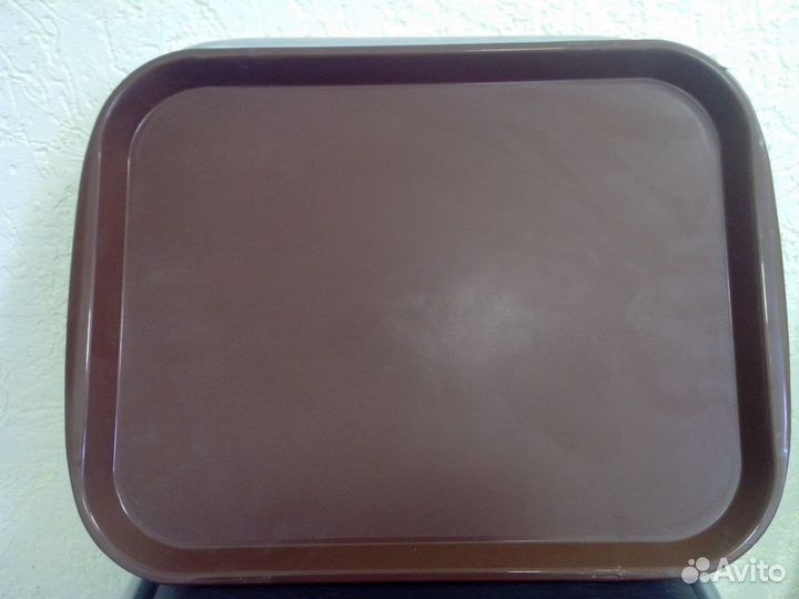 Подносы столовые, большие-средние-малые