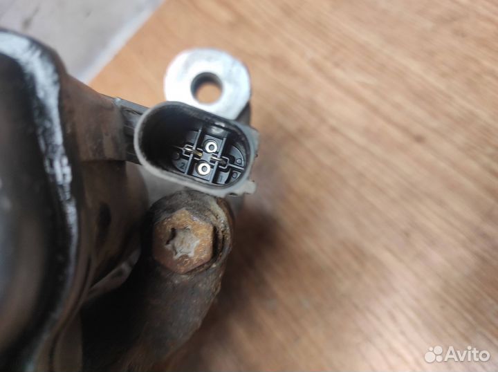 Суппорт задний правый Nissan Qashqai (J11) 2014