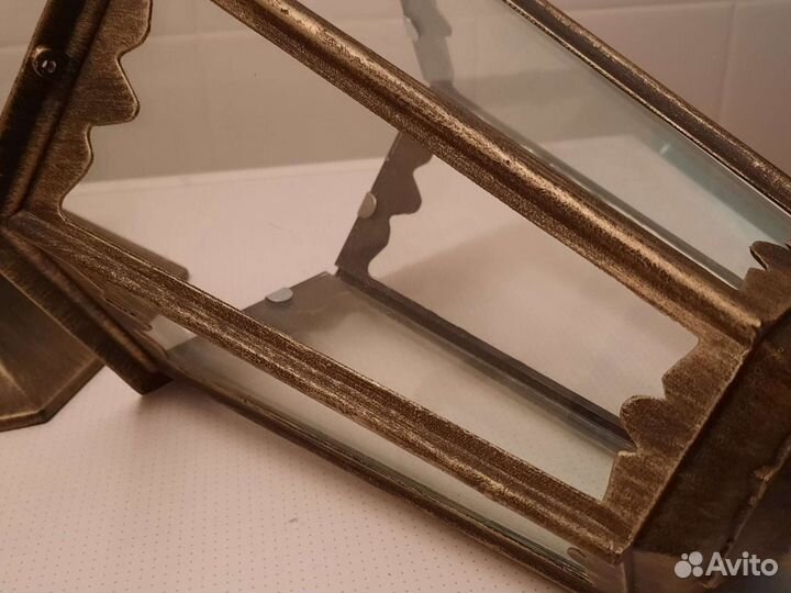 Уличный настенный фонарь