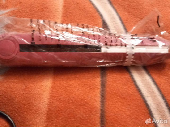 Выпрямитель для волос новый