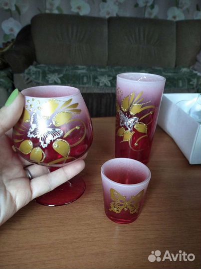 Два набора- фужеры и стаканы + стопки