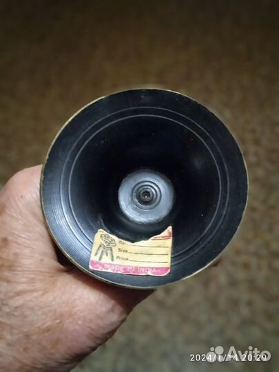 Кувшин производства Индия, латунь с резьбой