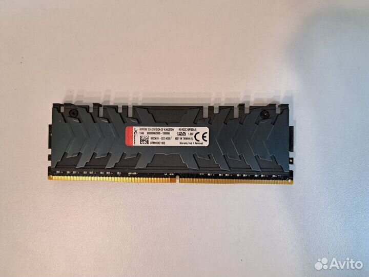 Оперативная память RGB Kingston Predator 8GB