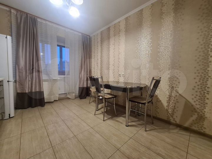 1-к. квартира, 45 м², 9/16 эт.