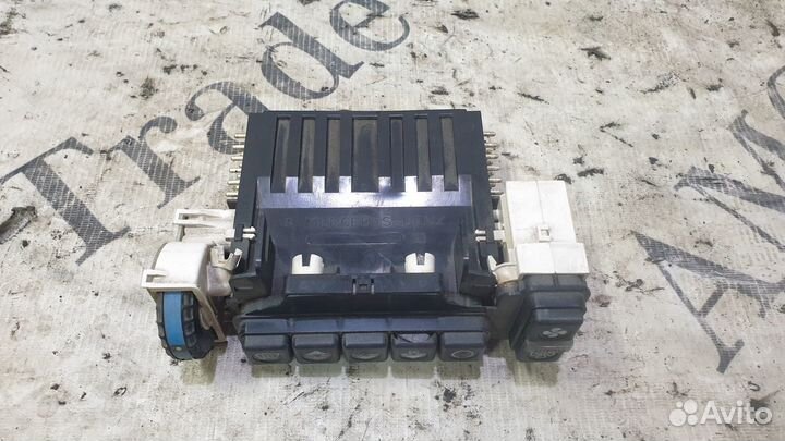 Пульт печки на Mercedes-Benz W126