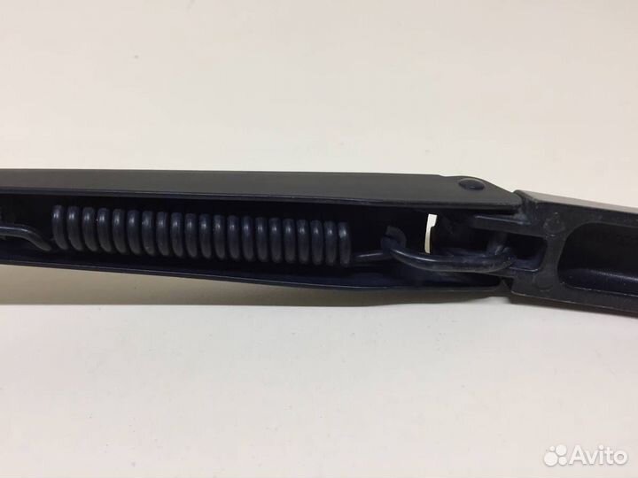 Поводок стеклоочистителя передний левый Chevrolet