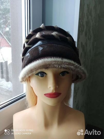 Женская шапка из натур. замши и кожи