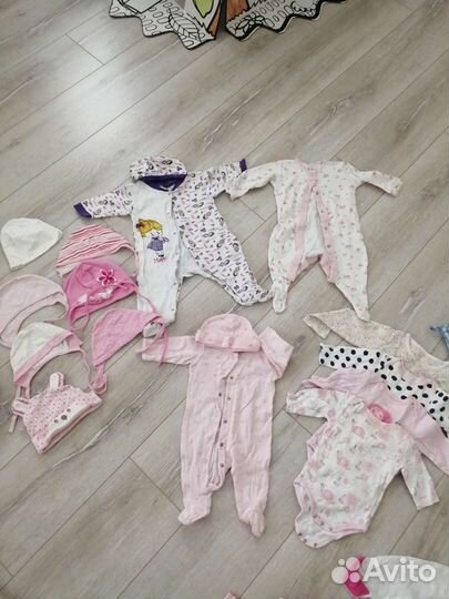 Вещи для девочки до года