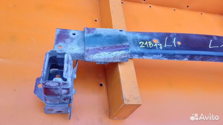 Усилитель переднего бампера для Honda CR-V