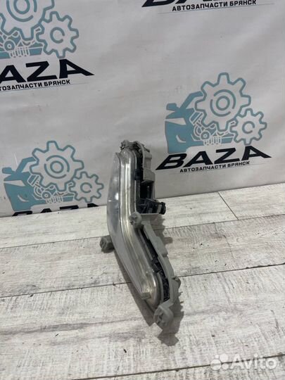 Противотуманка правая Hyundai Solaris