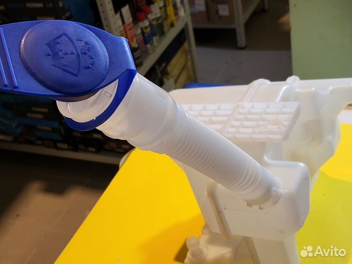 Бачок омывателя Polo 10-20, Rapid 12-20