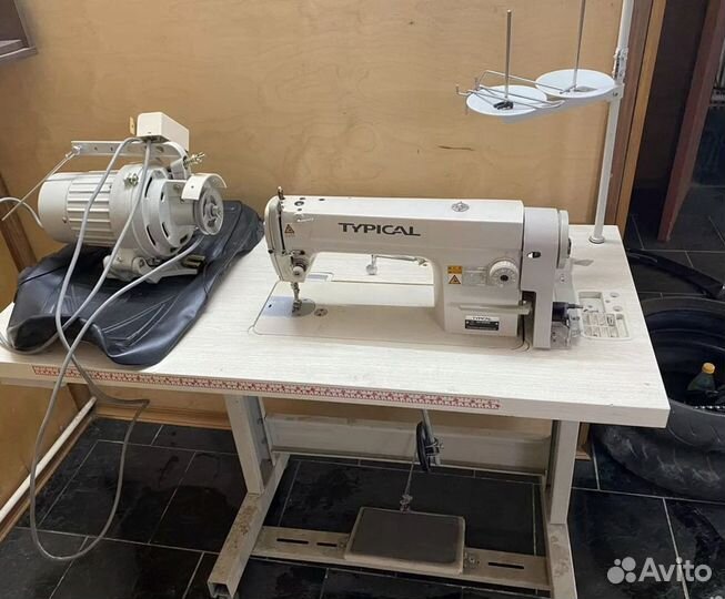 Швейная машина typical