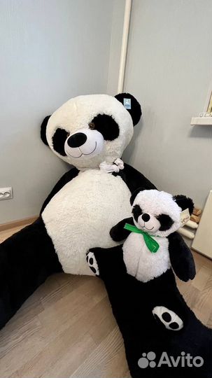 Игрушечный медведь гигантский
