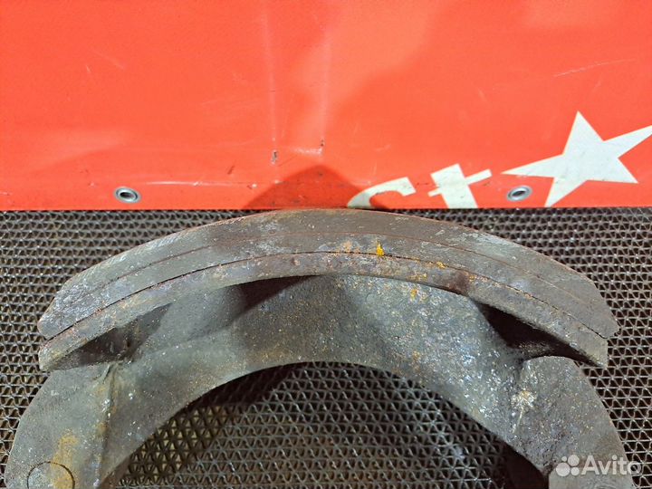 Колодка барабанного тормоза задняя