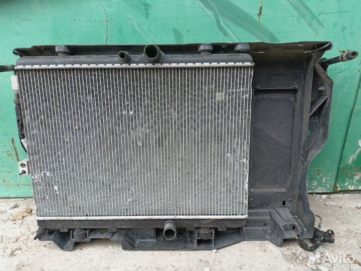 Кассета радиатора в сборе Citroen C5 RFJ 2005