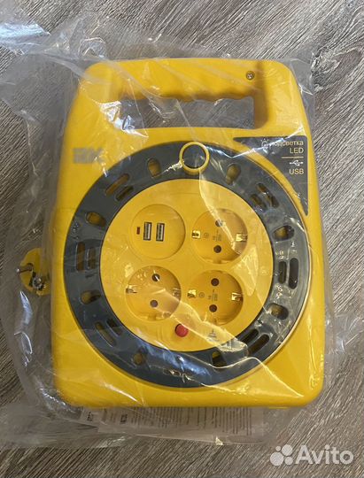 Удлинитель на катушке