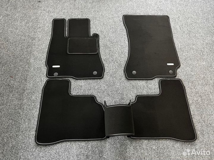 Автоковрики на Mercedes-Benz w221