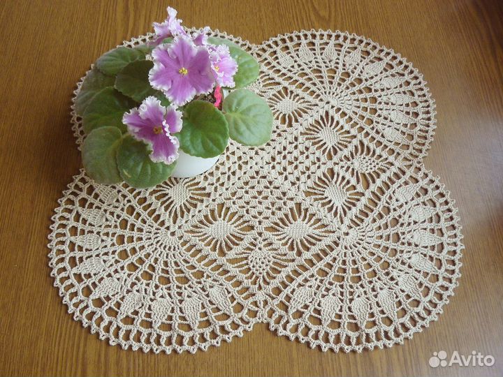 Салфетки вязаные сервировочные