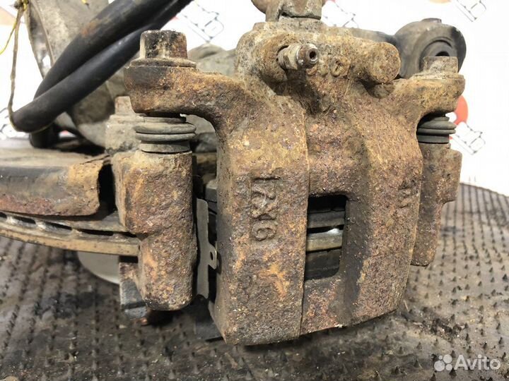 Ступица nissan skyline NV36 VQ25 R R 2007 Зад / За