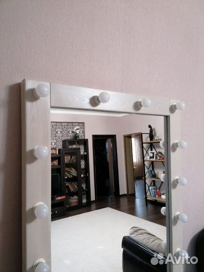 Гримерное зеркало