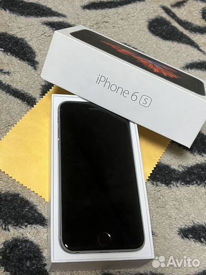 iPhone 6S, 32 ГБ