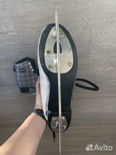 Коньки фигурные