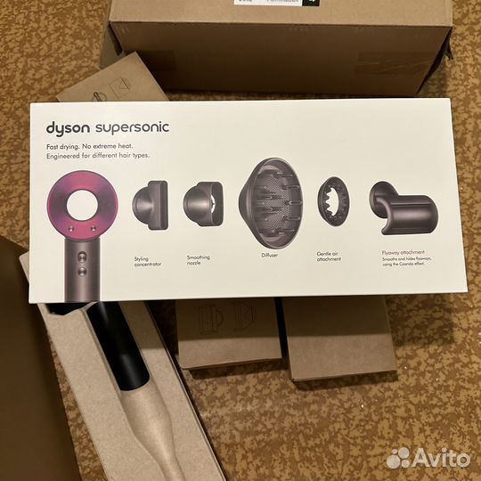 Коробка от фена Dyson Supersonic