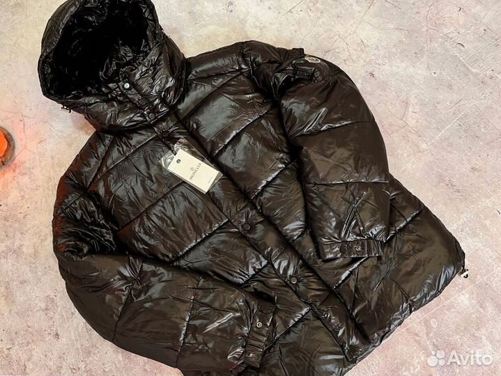 Зимние куртки Moncler