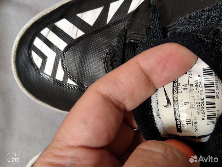 Бутсы nike 42 размер