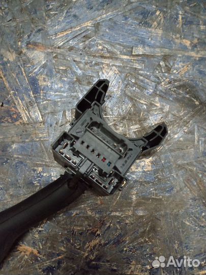 Переключатель стеклоочестителя Skoda Fabia 1