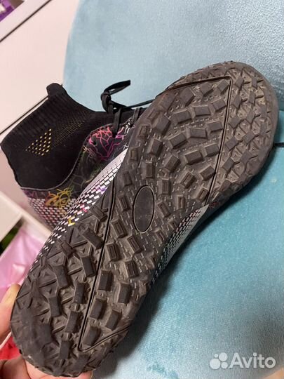 Детские футбольные бутсы 35 размер