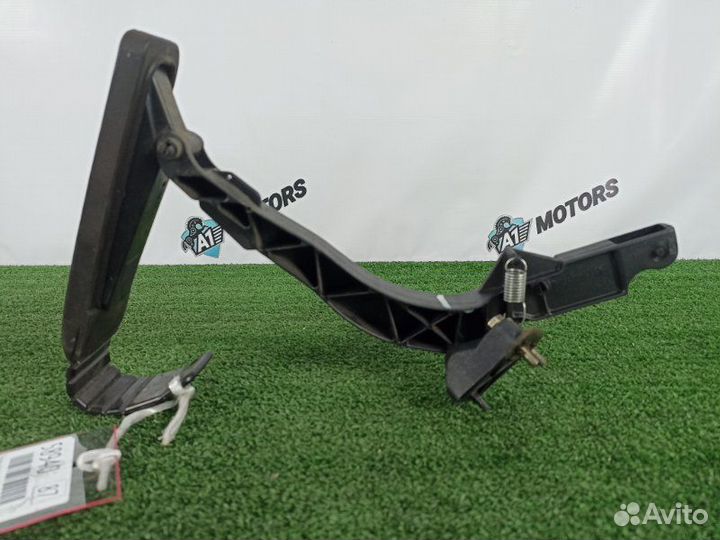 Педаль газа Mercedes-Benz C-Class W202 M111E20