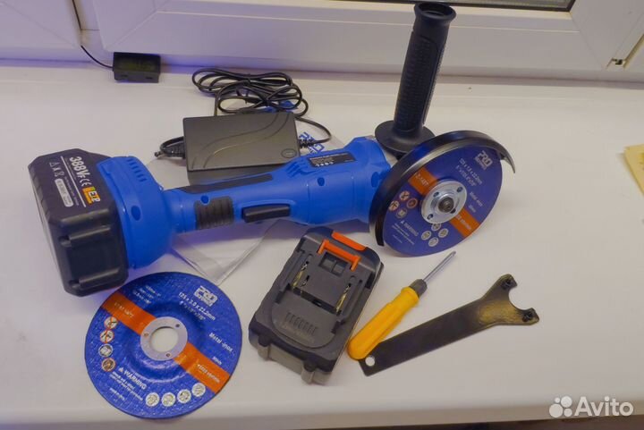 Бесщёточная аккумуляторная болгарка, prostormer