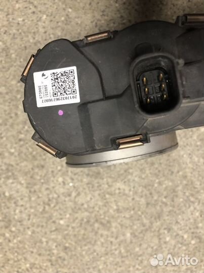 Дроссельная заслонка Escalade, Tahoe Тахо 06-09