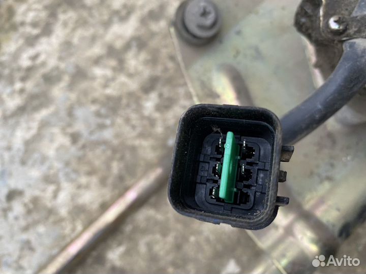 Трапеция дворников с моторчиком lifan x60