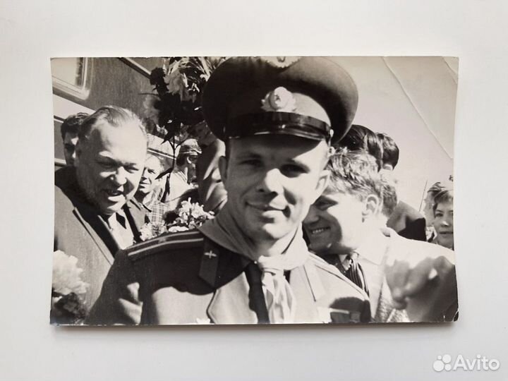 Автограф Юрия Гагарина + фото