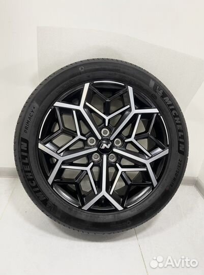 Новые Hyundai Tucson N-line, Michelin 235/50 R19