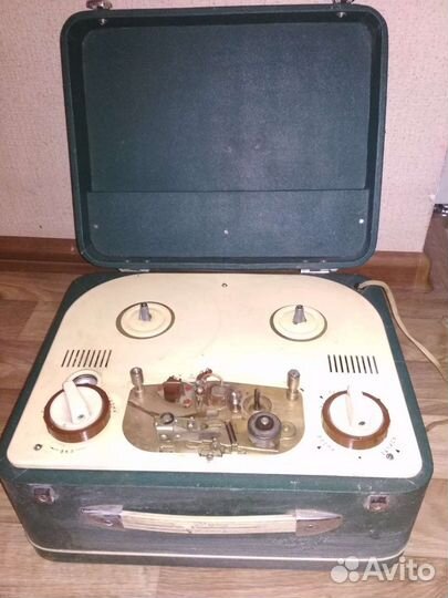 Катушечный магнитофон чайка М