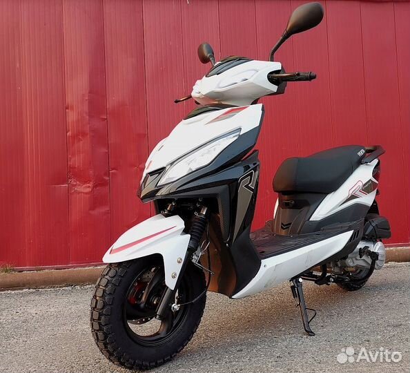 Скутер X-motors city PRO