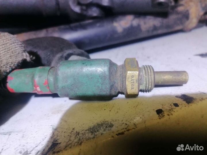 Датчик температуры Volvo FH12