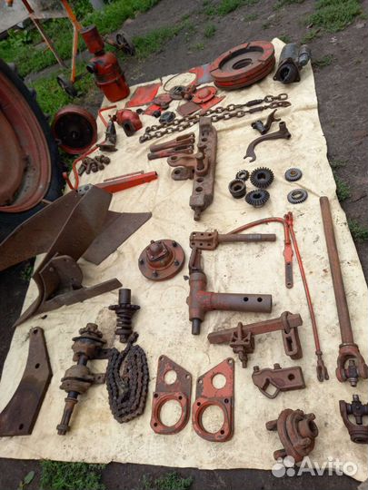 Запчасти на трактор Т25