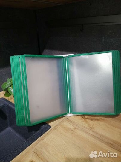 Демосистема настольная зелёного цвета А4